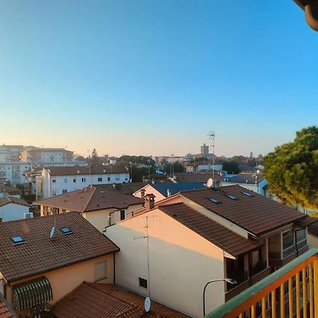 Attico A 2 Passi Dalla Stazione E Centro Storico Ravenna Bagian luar foto